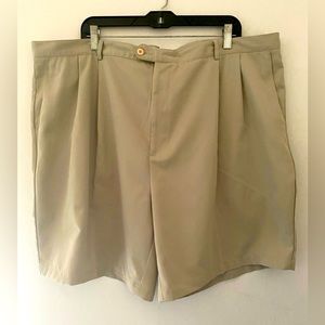 Windham Pointe Men's Size 46 Beige Chino Shorts VG Condition!!!